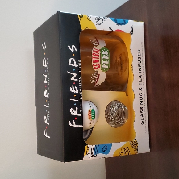 Paladone Other - Friends Glass Mug & Tea Infuser by Paladone